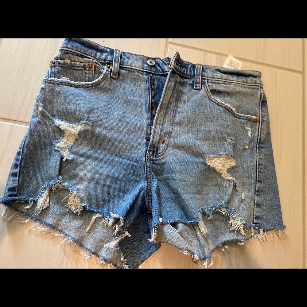 COPY - Abercrombie mom short